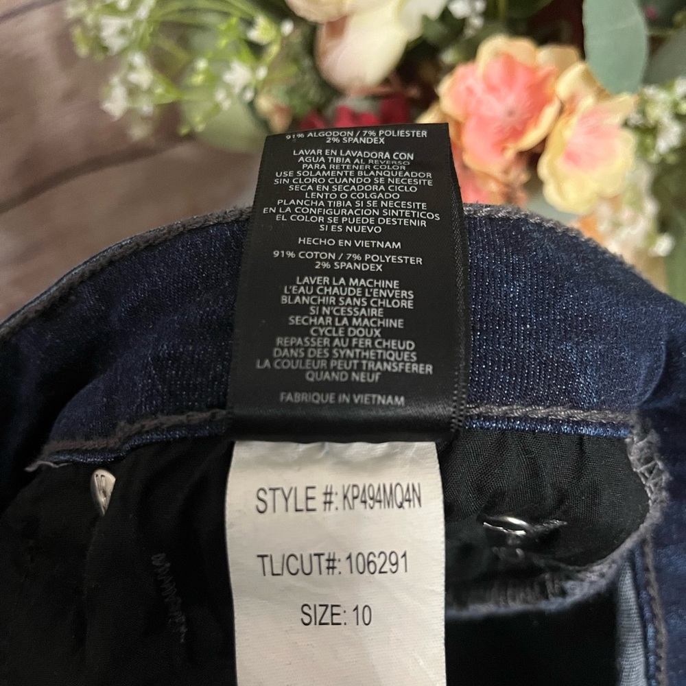 Kut From the Kloth Catherine Boyfriend Jeans Size 10 - Picture 6 of 9
